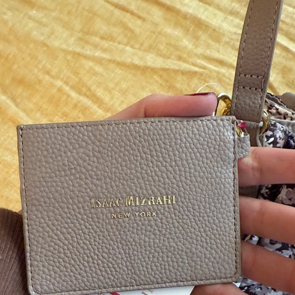 Isaac Mizrahi Floral Drawstring crossbody - Picture 15 of 17